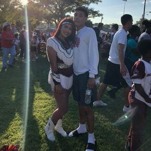 Meet your Posher, Claudia